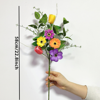 Buchet de lalele primăvară-vară, flori artificiale de mătase, accente cu margaretă
