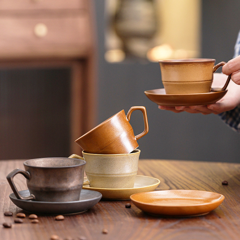 Set ceramic de cafea cu ceașcă și farfurioară, stil retro, latte art, culoare solidă, logo personalizabil