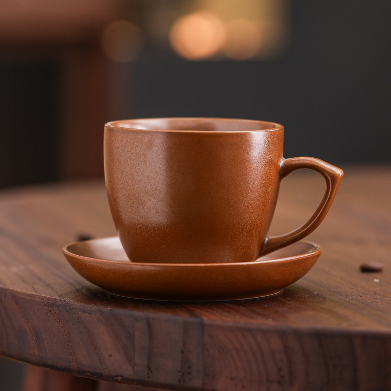 Set ceramic de cafea cu ceașcă și farfurioară, stil retro, latte art, culoare solidă, logo personalizabil