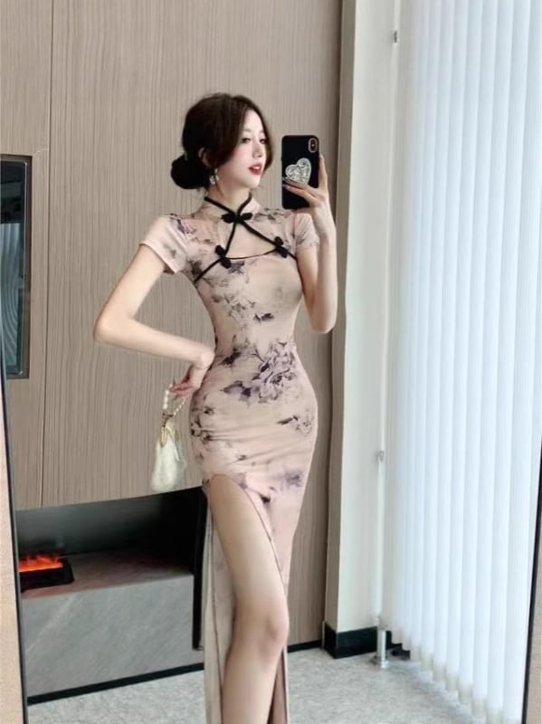 Užimljena haljina inspirirana cheongsamom, kineski stil, s otvorom, srednja duljina, retro visoke kvalitete s floralnim uzorkom