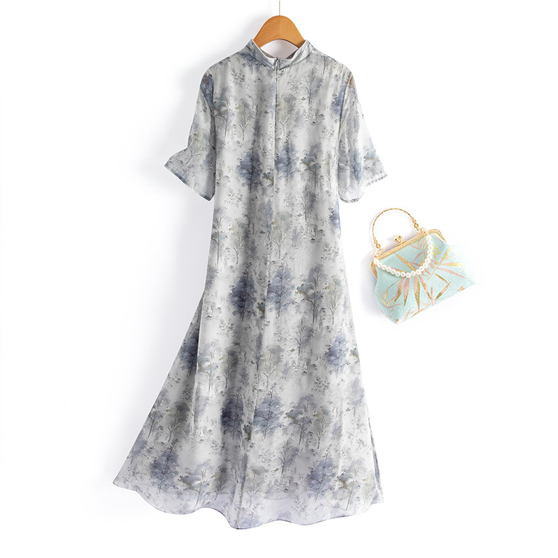 Haljina od Mulberry Silk s cvjetnim uzorkom, stojeći ovratnik, kratki rukavi, A-linija, midi duljina