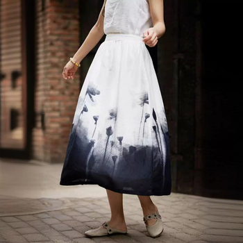 Ljetna suknja od ramije s tie-dye printom u ink-wash stilu, slobodan kroj, midi duljina