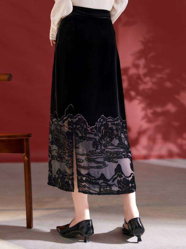 Midi suknja od svilenog baršuna s floralnim uzorkom, visokim strukom i bočnim prorezom, francuski stil