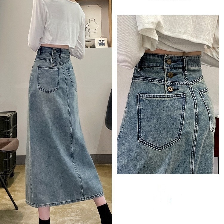 Ženska traper suknja s visokim strukom, vintage stil, plavo isprano denim, jesen 2023, tri gumba i otvor sa šlicom