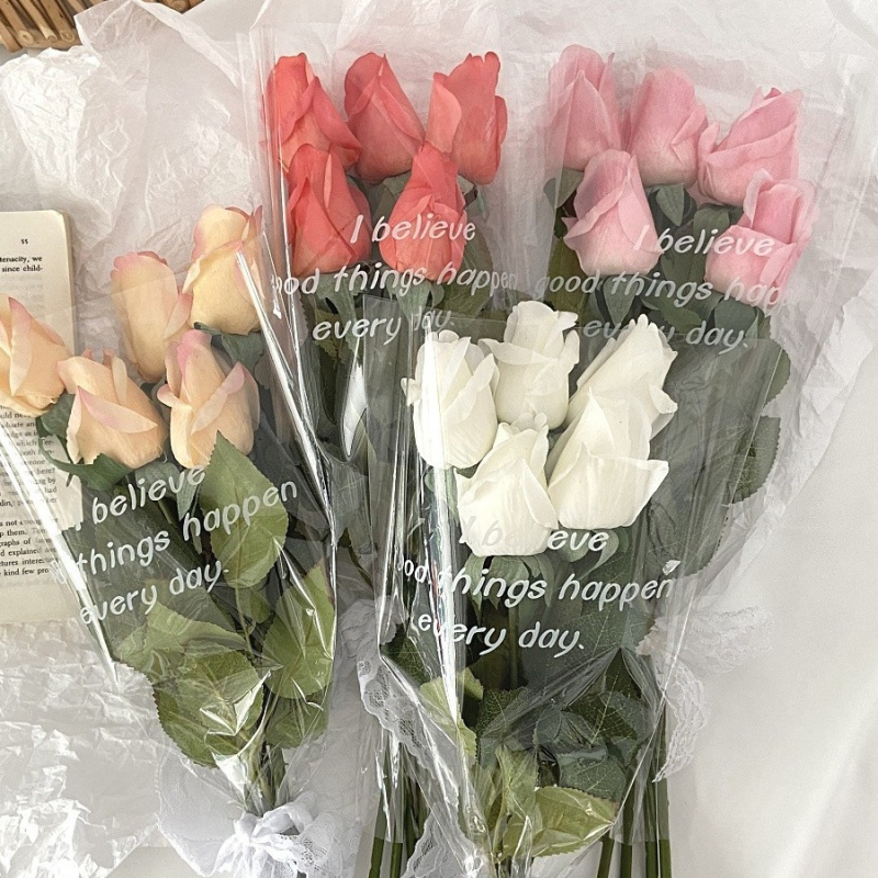 Buchet de trandafiri din mătase – flori artificiale pentru decor sufragerie, aranjament de masă