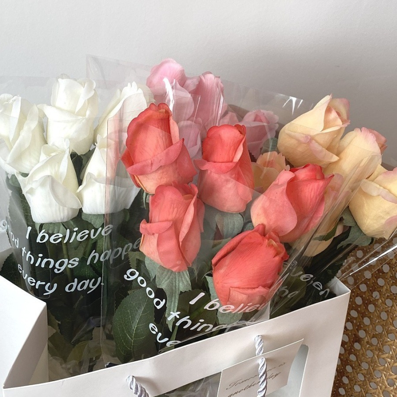 Buchet de trandafiri din mătase – flori artificiale pentru decor sufragerie, aranjament de masă