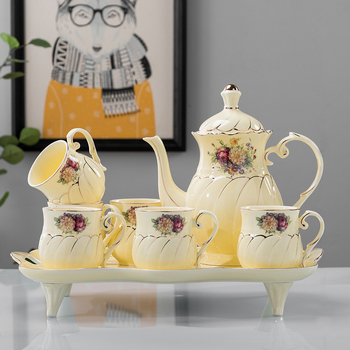 Set ceramic galben glazurat cu aur pentru ceai și apă, portabil, 7 piese, în cutie cadou