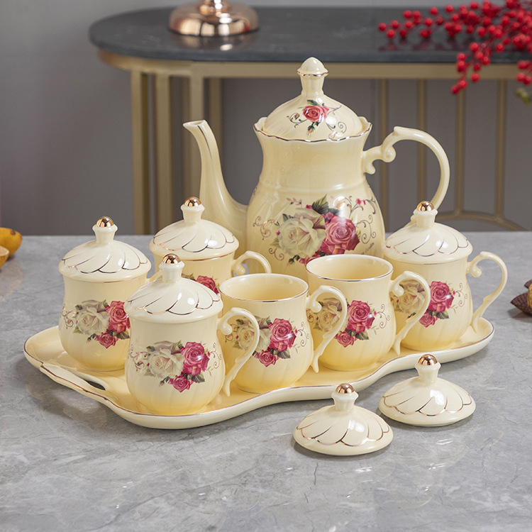 Set ceramic galben glazurat cu aur pentru ceai și apă, portabil, 7 piese, în cutie cadou