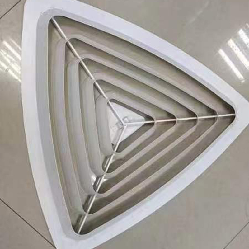 Difuzor triunghiular din aliaj de aluminiu, lamelat pentru ventilație, ieșire pentru conducta de evacuare a sistemului de climatizare central