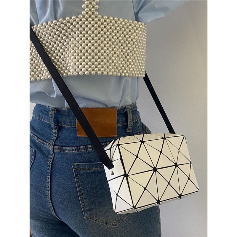 Ženska crossbody torba s geometrijskim rombom, mala kvadratna PVC torba sa zatvaračem