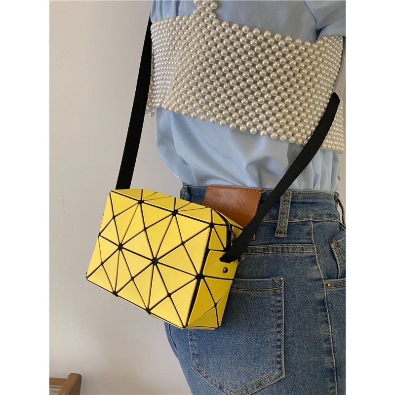 Ženska crossbody torba s geometrijskim rombom, mala kvadratna PVC torba sa zatvaračem