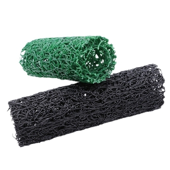 Țeavă de drenaj din plastic pentru amenajări peisagistice, cu suport intern și învelită cu material textil