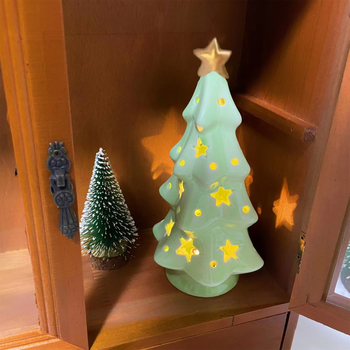 Lampa de noapte ceramică pentru bradul de Crăciun cu stele translucide