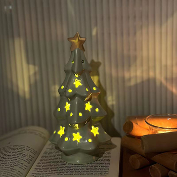 Lampa de noapte ceramică pentru bradul de Crăciun cu stele translucide