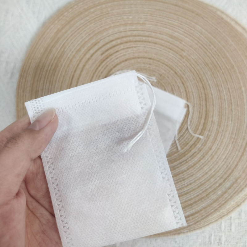 Ceai de unică folosință 16×21 cm, din țesătură nețesută, cu șnur, filtre alimentare, pungulițe cu bule mici
