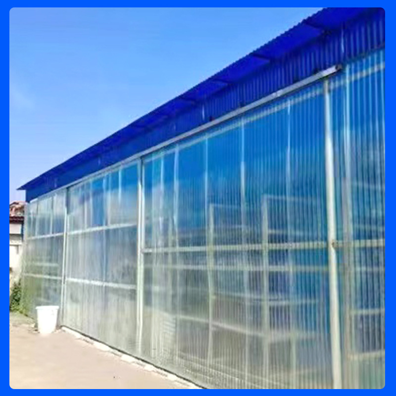 Panou FRP albastru, trapezoidal, pentru iluminat în sere și parcări, anticoroziv, textură în valuri