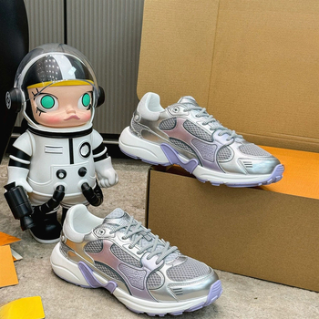 Magasító talpú dad shoes stílusú sportcipő, lélegző hálós felső, fehér női sportcipő