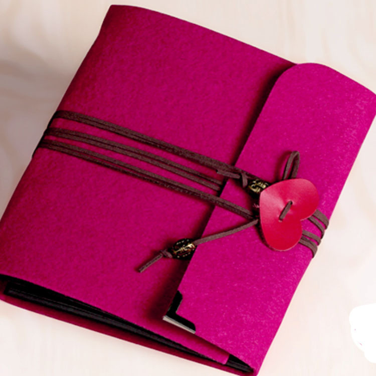 Album foto DIY din fetru — album lipibil personalizat pentru creșterea copilului și amintire de cuplu