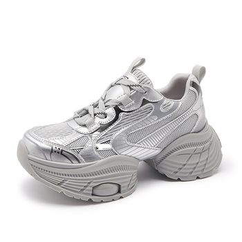 Női ezüst színű vastag talpú dad shoes – 2024-es modell, könnyű, mindennapi sportcipők