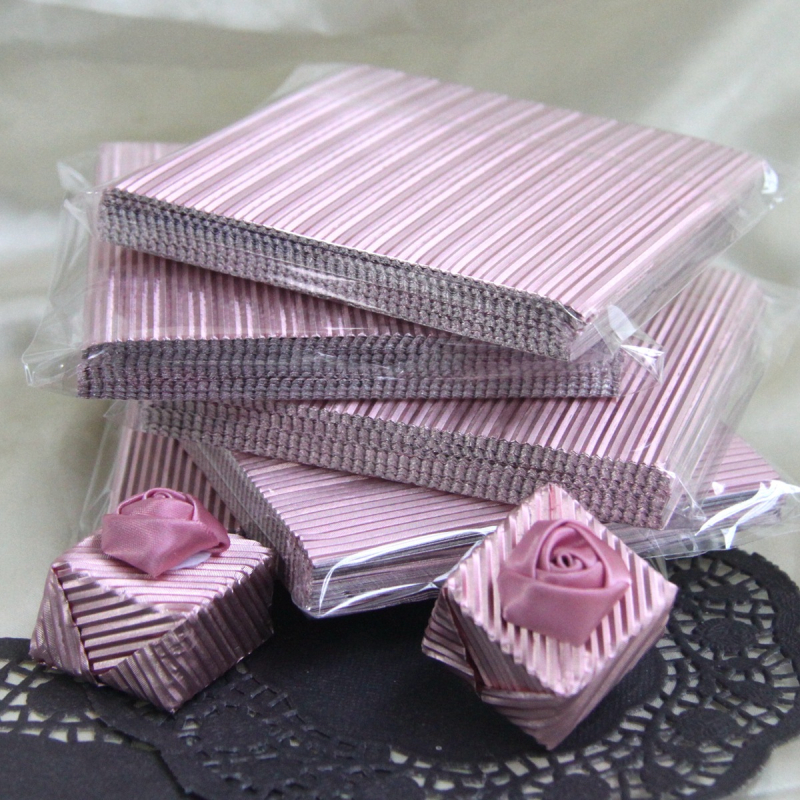 Folie de aluminiu ondulată roză pentru ambalare alimentară, folie cu relief colorată 10x10 cm, 100 de foi