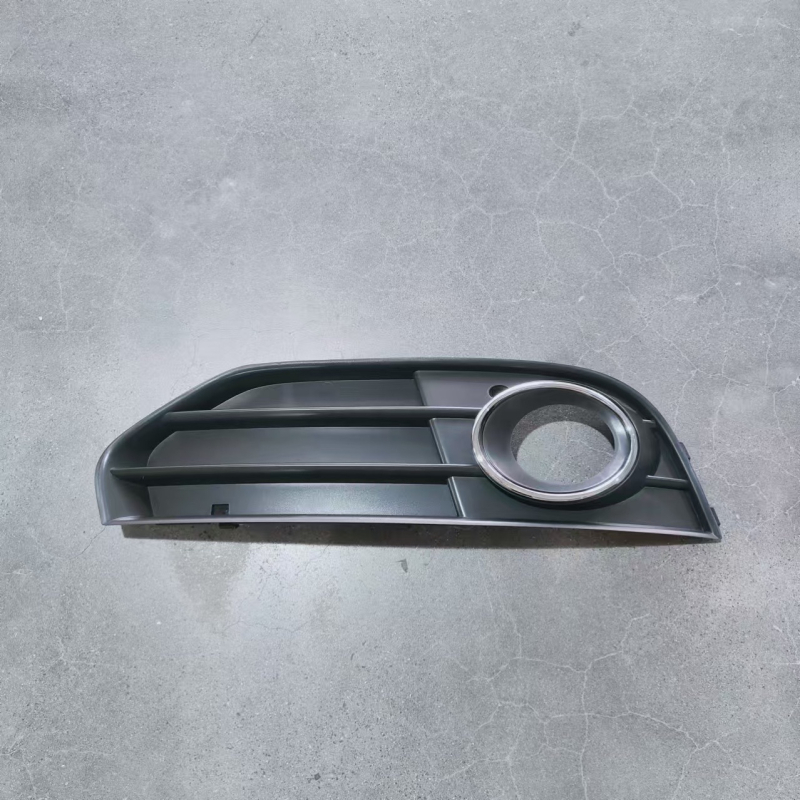 Audi A4 B8 ködlámpa keret és grille (2010-2016) 8K0807681 8K0807682