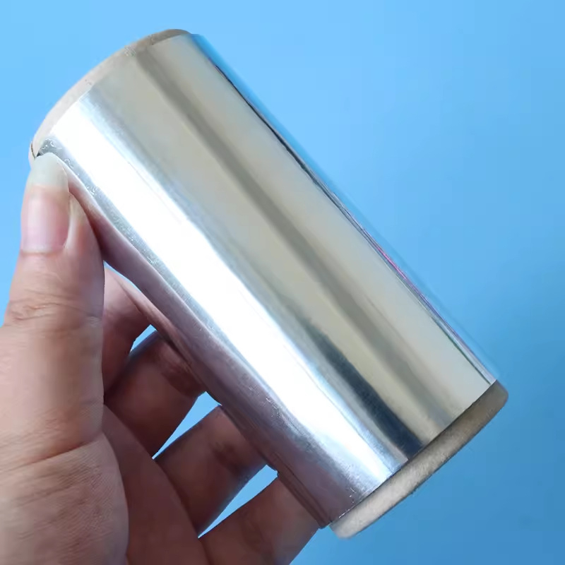 Αλουμινόχαρτο τροφίμου για περμάρισμα μαλλιών και υπηρεσίες νυχιών — επαγγελματική χρήση σε κομμωτήριο