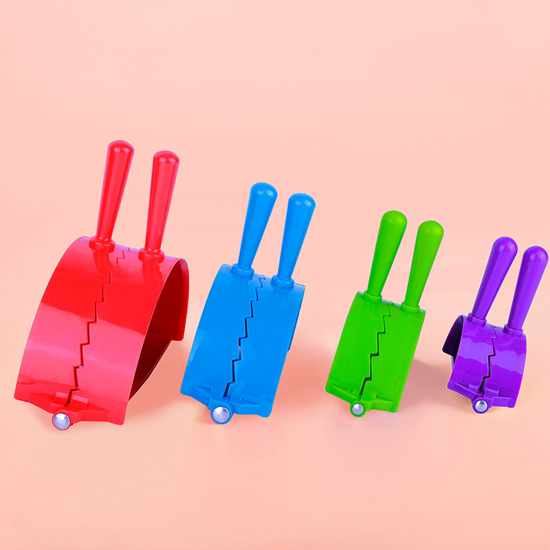 Formă din plastic pentru aluat de găluște – ustensilă de bucătărie creativă