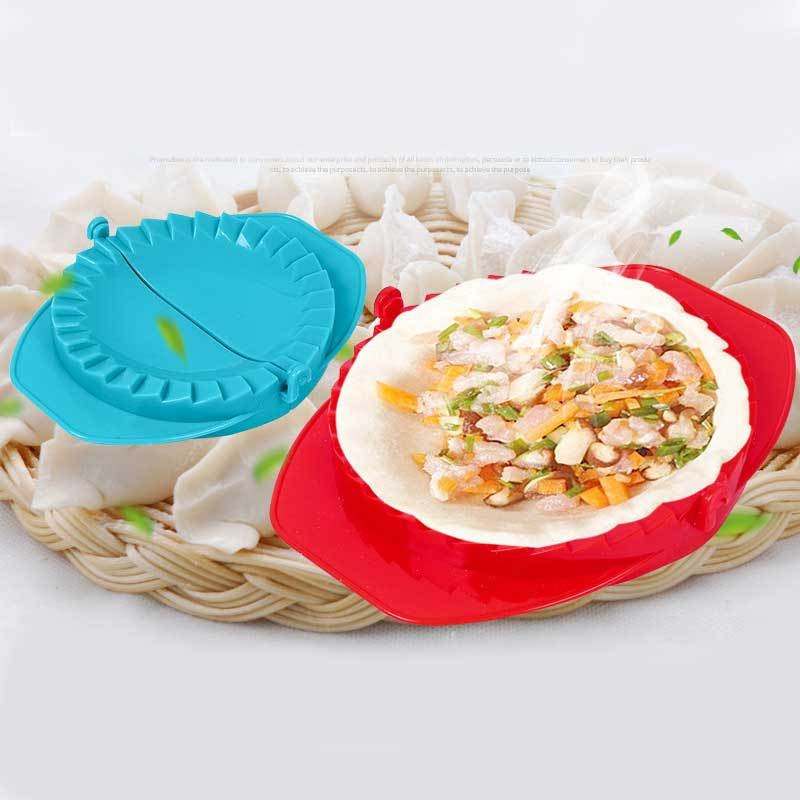 Aparat manual creativ pentru colțunași din plastic alimentar