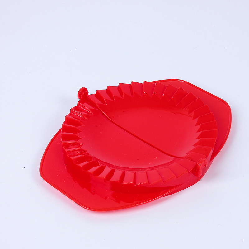 Aparat manual creativ pentru colțunași din plastic alimentar