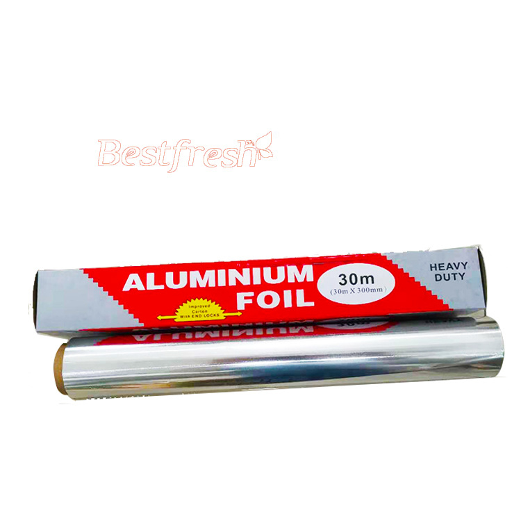 folie de aluminiu pentru coacere și grătar, disponibilă în dimensiuni de 5 m × 30 cm, 10 m × 30 cm și 20 m × 30 cm.