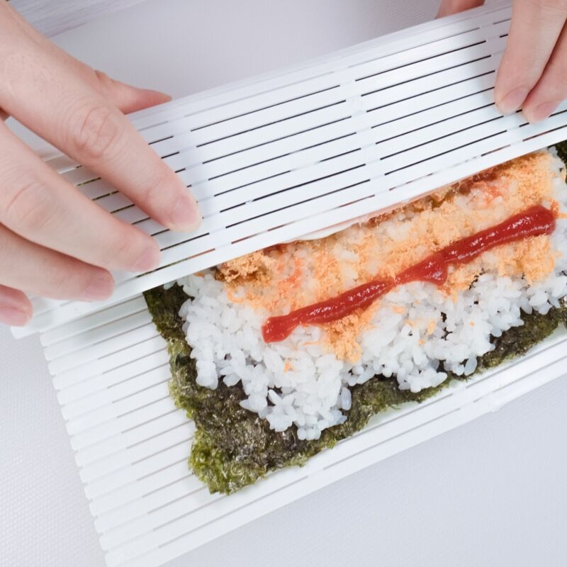 Rulou de sushi din plastic pentru bucătăria de acasă – unealtă DIY pentru rularea manuală cu nori