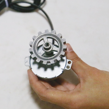 Accesorii DIY pentru grătar rotativ automat cu motor de 5V și angrenaje