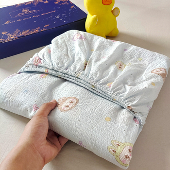 Set de pat Jacquard cu fixare dublă, 3 piese, protecție împotriva prafului și murdăriei, maro, pentru pat de 1,8 m