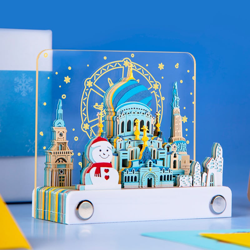 Calendar 3D din hârtie, în formă de clădire – pagini de rupere manuală, într-o cutie cadou