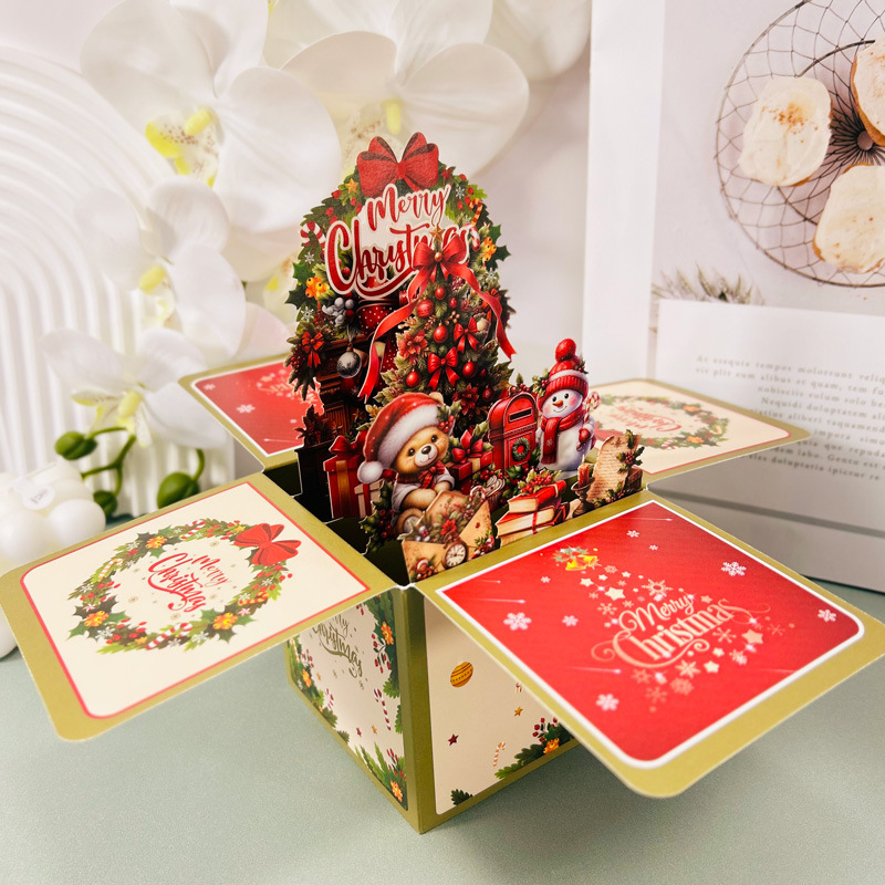 Felicitare de Crăciun 3D pop-up cu cutie și design din decupaj de hârtie