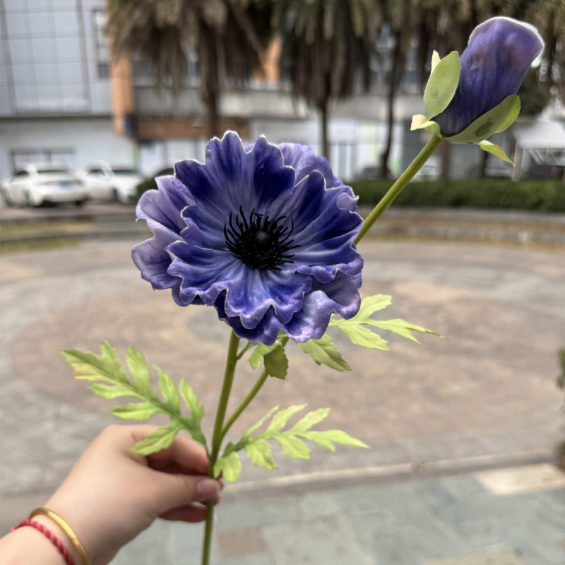 Orhidee Phalaenopsis în ghiveci, floare artificială cu atingere realistă, bonsai verde pentru living și masă de dining