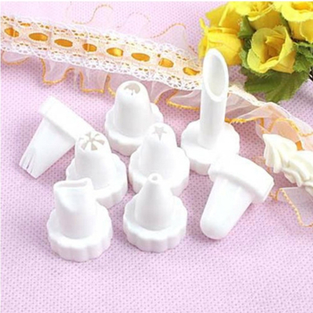Set fondant pentru tort – 8 duze din plastic înlocuibile pentru decorare cu cremă DG18004