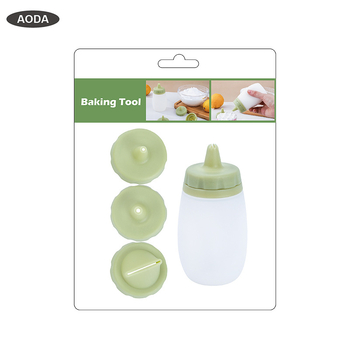 recipient din silicon pentru decorarea torturilor, cu set de 4 duze din plastic