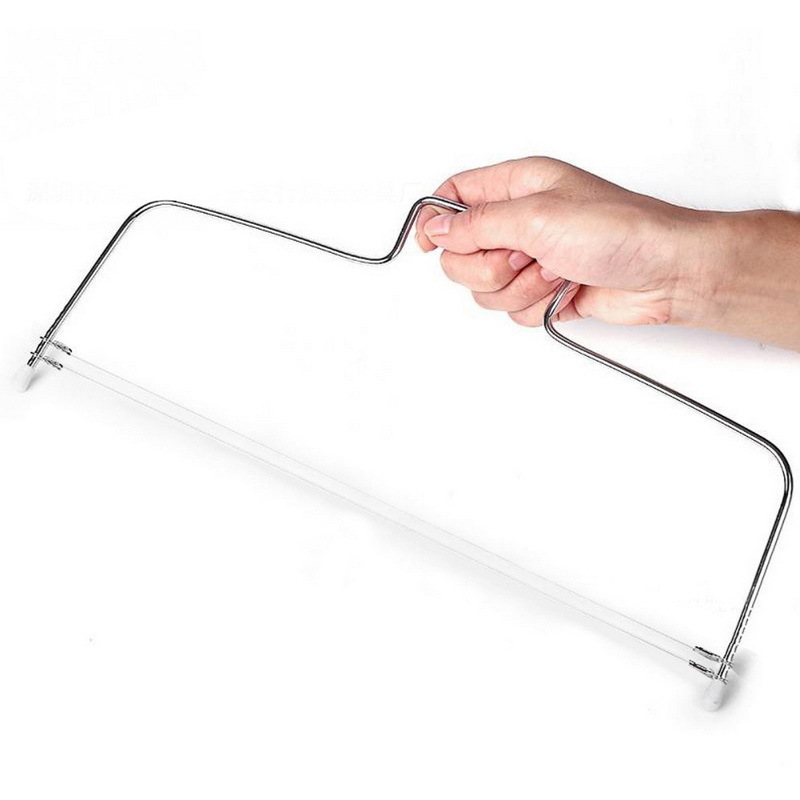 Set decorare tort 40 piese: suport rotativ pentru decorare, spatule, duze pentru ornare, sacoșe pentru cremă, unelte de patiserie
