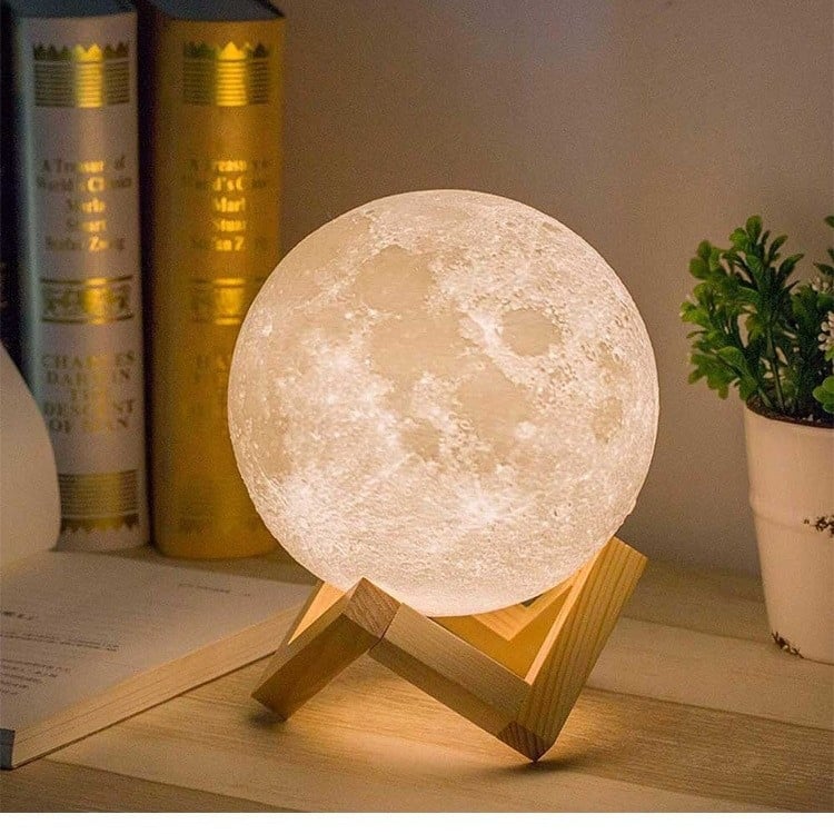 Lampa de noapte 3D alimentată USB, lampă Lună cu trei culori, reglaj nelimitat al luminozității