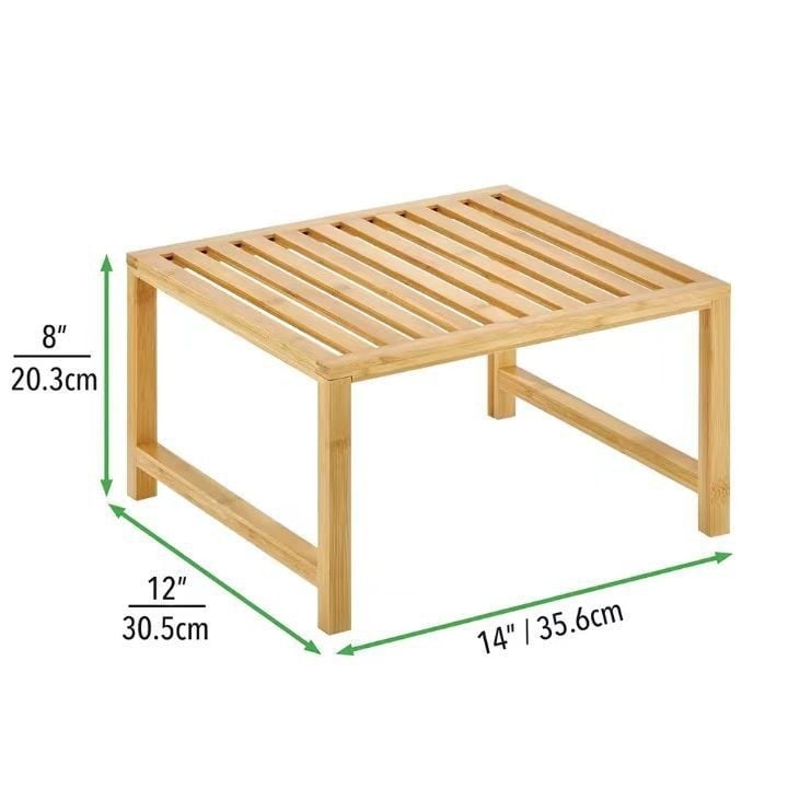 Raft de bucătărie din lemn, cu un singur nivel, pentru suprafața blatului, cu compartimente interioare pentru căni, ceainice, boluri, farfurii și vase de gătit