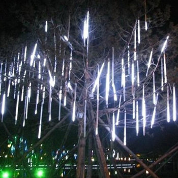 Lumini LED în ploaie de meteori pentru copaci – iluminare decorativă de exterior, colorată, rezistentă la apă
