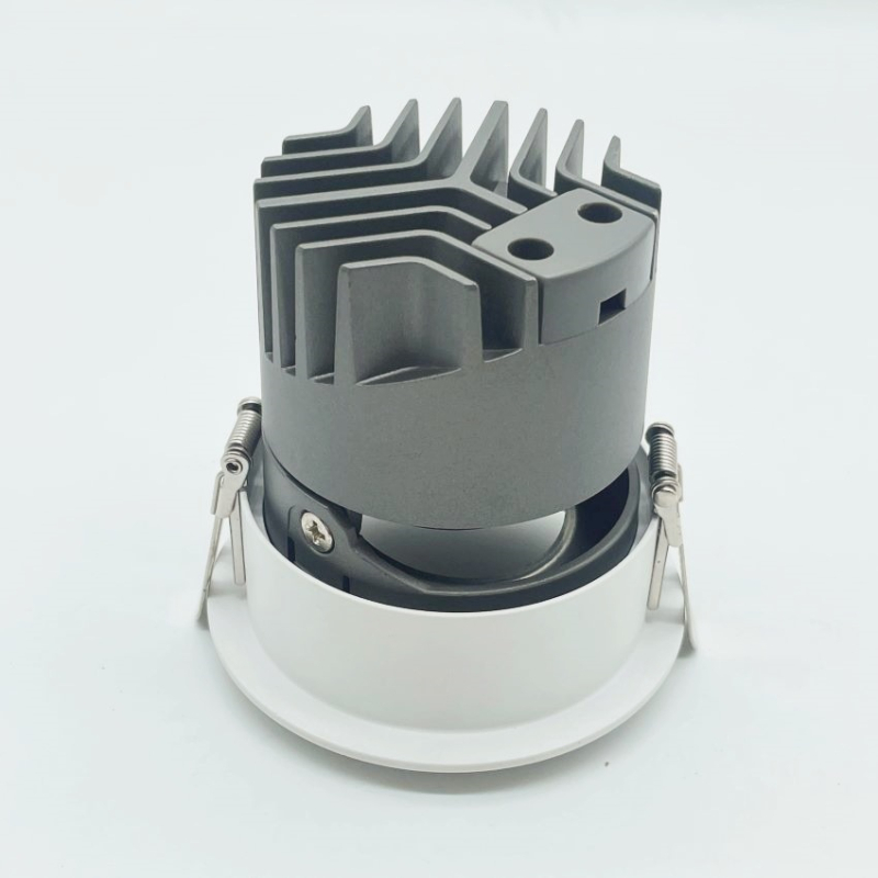 Carcasă pentru iluminare de tip wall-washer pentru LED downlight încastrat