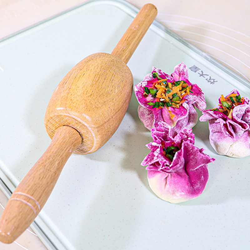 Rolă din lemn pentru decorarea marginilor foilor de siu mai
