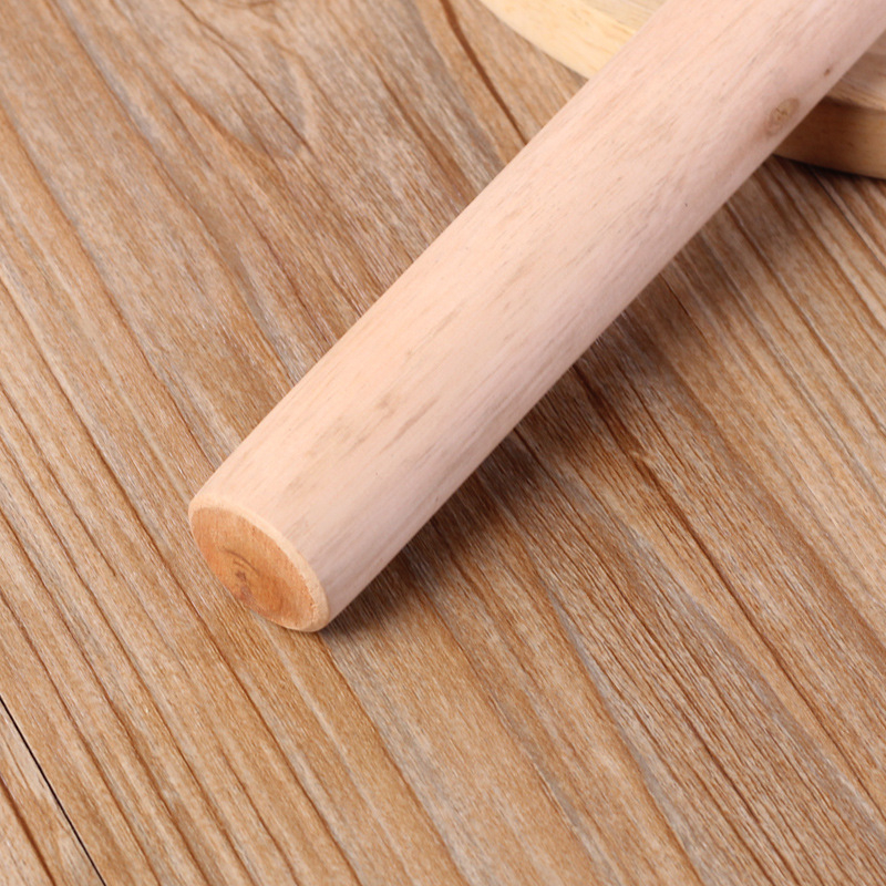 Sucitor din lemn pentru aluat