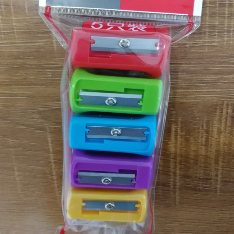 SDI 0126 Ascuțitor de creioane manual, multicolor, din plastic, design geometric, portabil