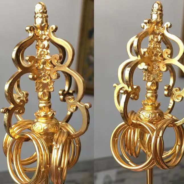 Zen štap Bodhisattva Ksitigarbha, 12 prstena od legure, pozlaćen