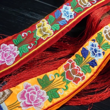 Nepalske ručno izvezene zastavice tibetanskog stila za kućni budistički oltar, osam tibetskih blagoslovljenih simbola