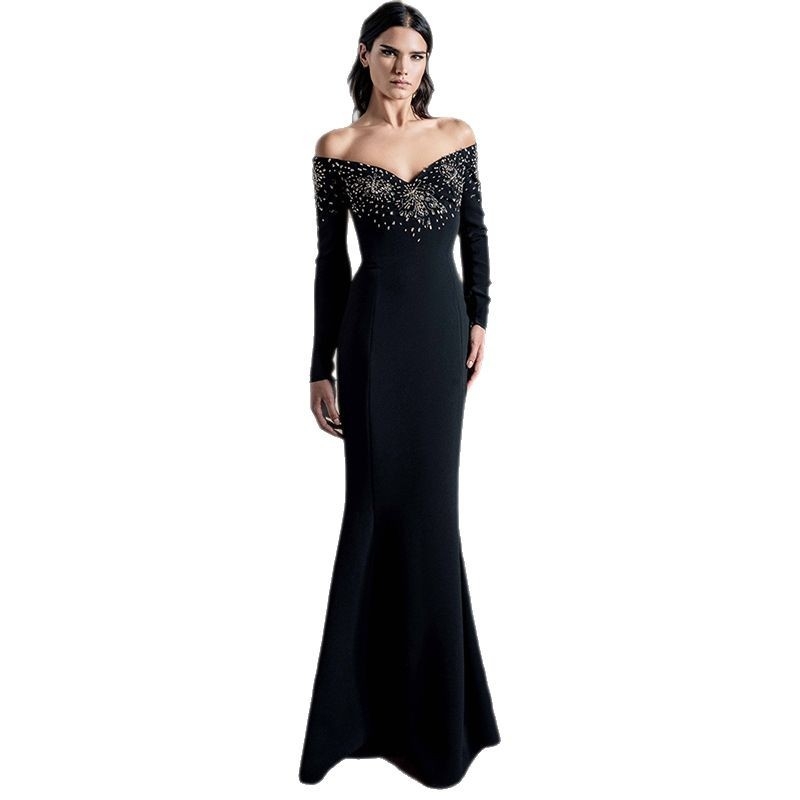 Készleten: európai–amerikai sztár-stílusú estélyi ruha, 2026-os új dizájn, bőséges gyöngy- és kristáldíszítés, váll nélküli, sellő szabású, hosszú ruha