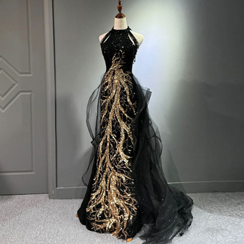 Nova crna večernja haljina s halter vratom, uska silueta, elegantan fishtail kroj, pogodna za vjenčanja u proljeće